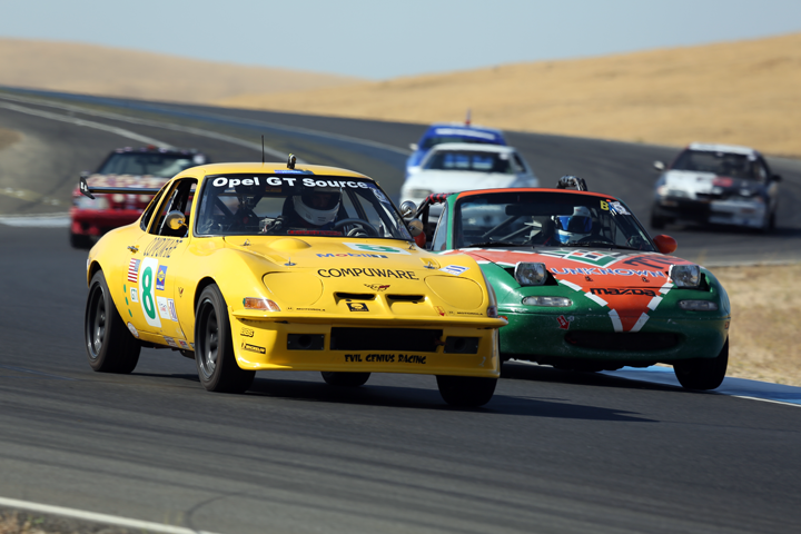 Side-by-side racing at Thunderhill Raceway