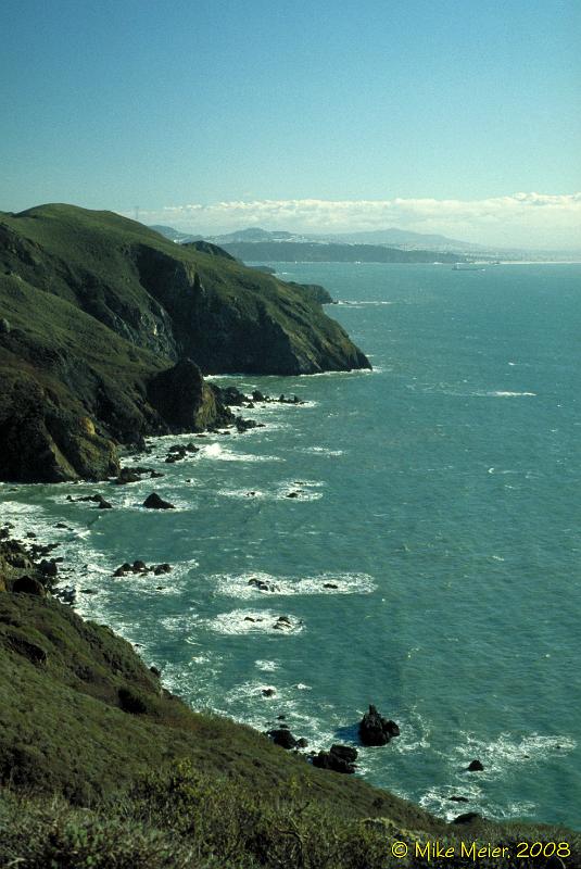 California-1999-198.jpg - Above Muir Beach, near Tennessee Valley, looking towards San Francisco