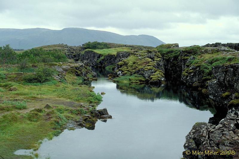 Iceland-1998-06.jpg - Stream below Öxarárfoss (Pingvellir)