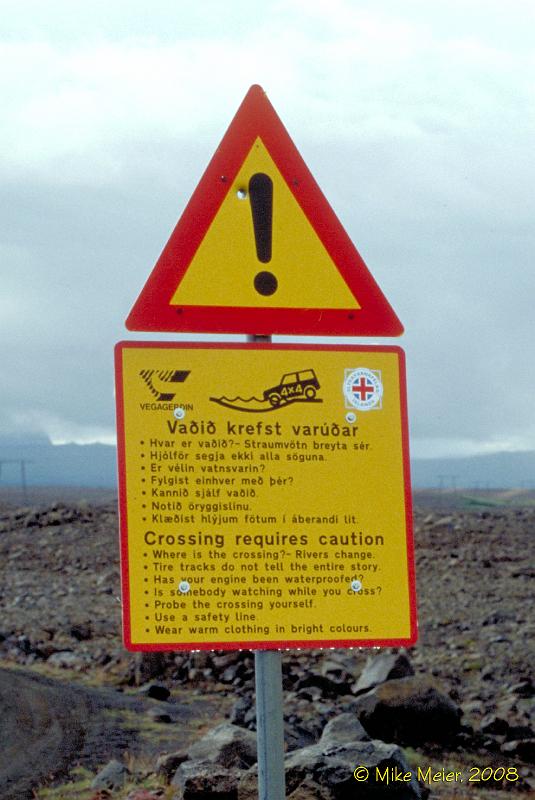 Iceland-1998-13a.jpg - An interesting sign at a river crossing on the road between Gullfoss and Pingallavatn