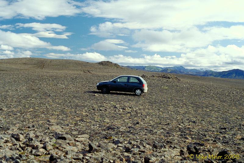 Iceland-1998-22.jpg - "Opel" looks so small.  (Sigöldustoð)