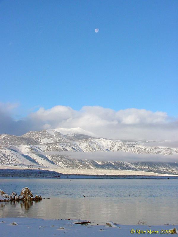 MonoLake-2004-15.jpg - Mono Lake Fresh Snow Sunrise