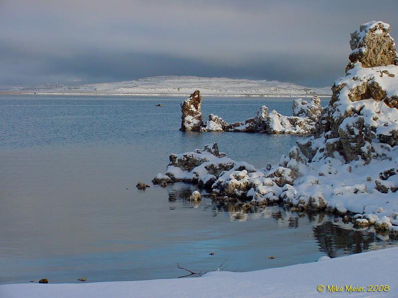 MonoLake-2004-17.jpg - Mono Lake Fresh Snow Sunrise