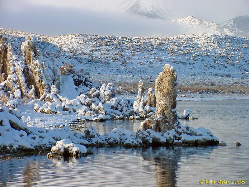MonoLake-2004-19.jpg - Mono Lake Fresh Snow Sunrise