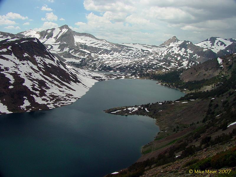 Tioga2006-36.jpg - Saddlebag Lake, over 1,000 feet below