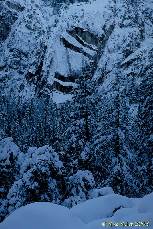 Yosemite-1999-118.jpg - In the trail towards Nevada Falls